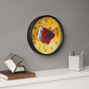 Rote Ziehharmonika und Noten Uhr