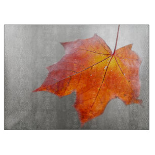 Roter Ahornleaf - Mystischer Herbst Schneidebrett