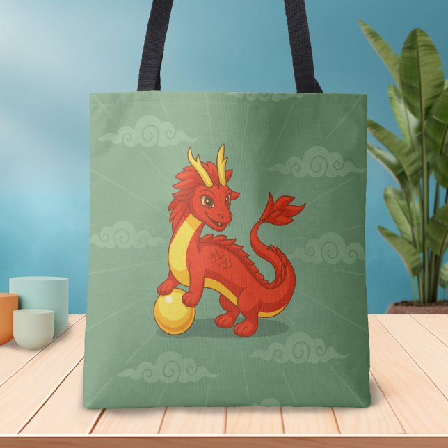 Roter chinesischer Drache auf Grün (Von Creator hochgeladen)