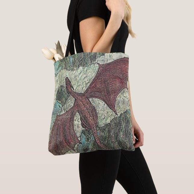Roter Drache (Schulter): (Von Nahem)