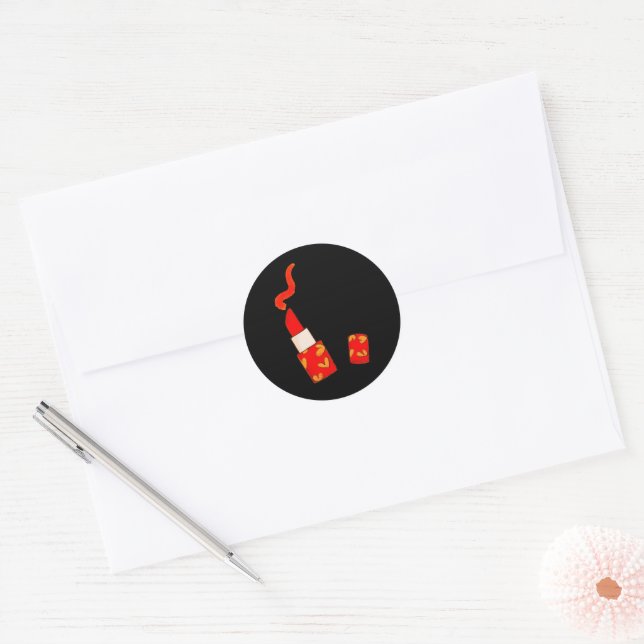 Roter Herz-Lippenstift im Pop-Art-Design Runder Aufkleber (Umschlag)