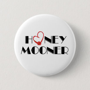 Roter HerzHoneymooner Button