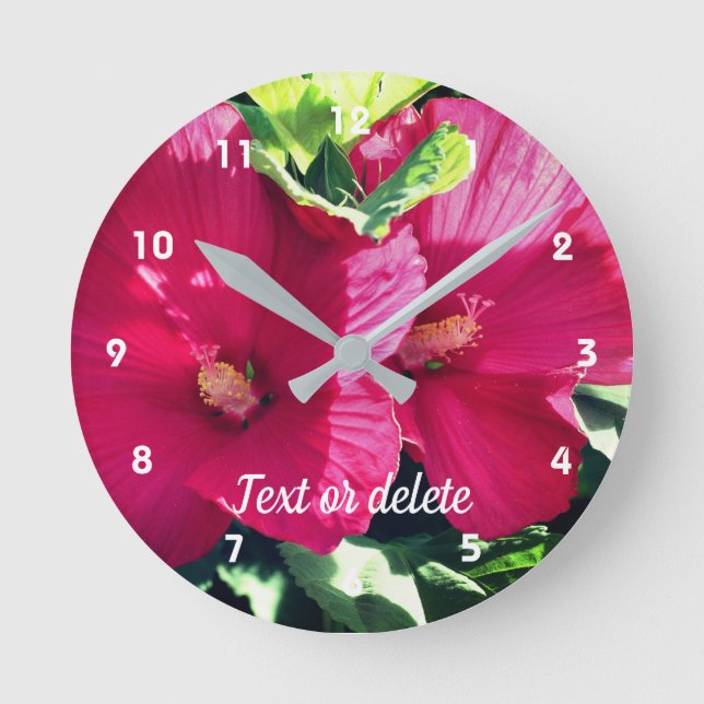 Roter Hibiskus Blume Paare Nah Personalisiert Runde Wanduhr (Vorderseite)