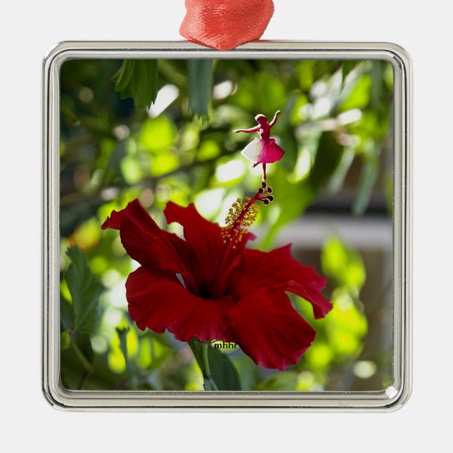 Roter Hibiskus Shadow Fairy Metal Ornament (Vorne)