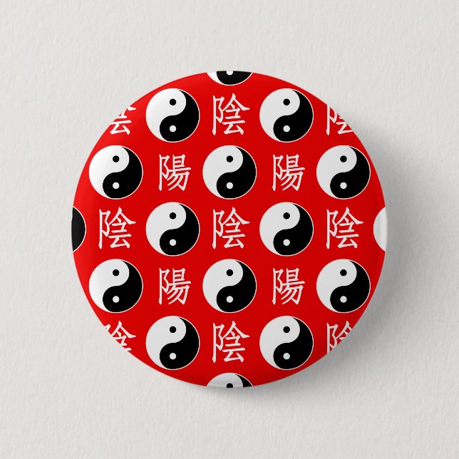 Roter Hintergrund Chinesisches Yinyang-Muster Button (Vorderseite)