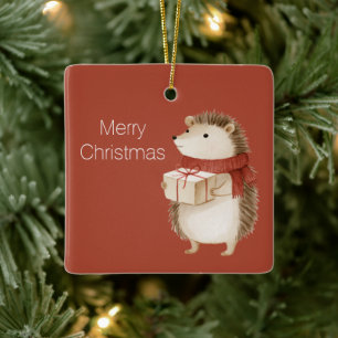 Roter Igel mit Geschenk Weihnachten Keramikornament