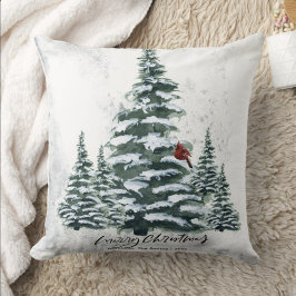 Roter Kardinal Bird von Rustic Green Winter Pine T Kissen