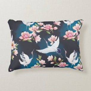 Roter Kranich Magnolie: Japanische Aquarellmalerei Dekokissen