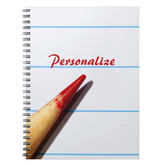 Roter Lehrer-Bleistift auf gezeichnetem Papier mit Notizblock (Vorderseite)