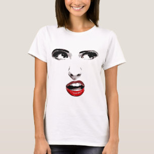 Roter Lipstick Dark Mit Augen Weibchen Make-up Sch T-Shirt