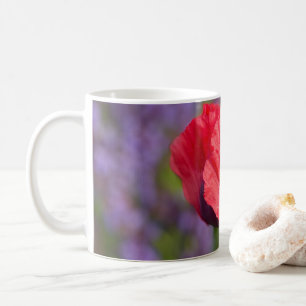Roter Mohn im Lila Garten Kaffeetasse