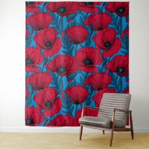 Roter Mohngarten auf blau Wandteppich