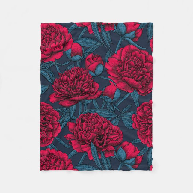 Roter Peelinggarten auf dunkelblau Fleecedecke (Vorderseite)