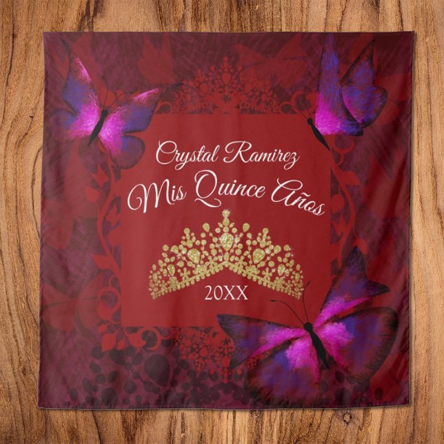 Roter Schmetterling, Gold Tiara Quinceanera Rücksc Wandteppich (Red pink butterflies quinceanera tapestry wall drape, gold tiara crown, red mis quince)