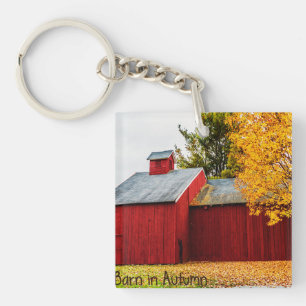 Roter Stall auf dem Herbst Acryl-Schlüsselanhänger Schlüsselanhänger