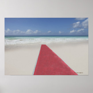 Roter Teppichboden am Strand Poster
