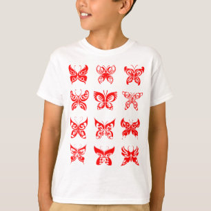 Roter tribaler Schmetterlingszierrat T-Shirt