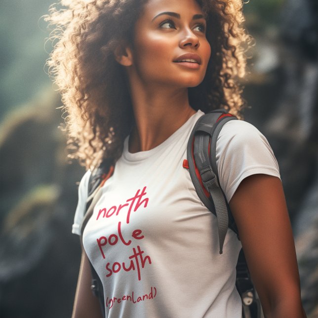 Roter Typografie Schriftart Grönland Nordpol Süd T-Shirt (Von Creator hochgeladen)