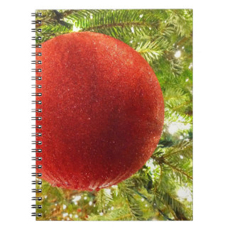 Roter Weihnachtsbaumschmuck Notizblock