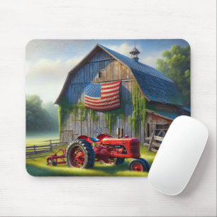 Roter Zuchttraktor mit Patriotikstall Mousepad