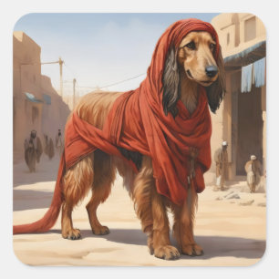 rotes afghanisches Hund in der alten Stadt Quadratischer Aufkleber