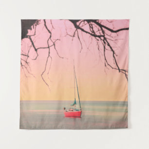 ROTES BOOT AM STRAND WÄHREND DES SONNENUNTERGANGS WANDTEPPICH