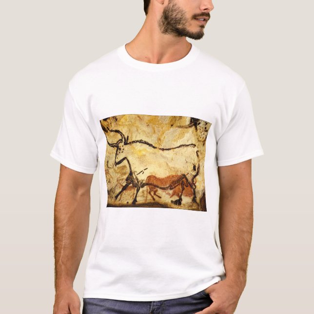 Rotes Bull', Lascaux, Dordogne_Art des Altertums T-Shirt (Vorderseite)