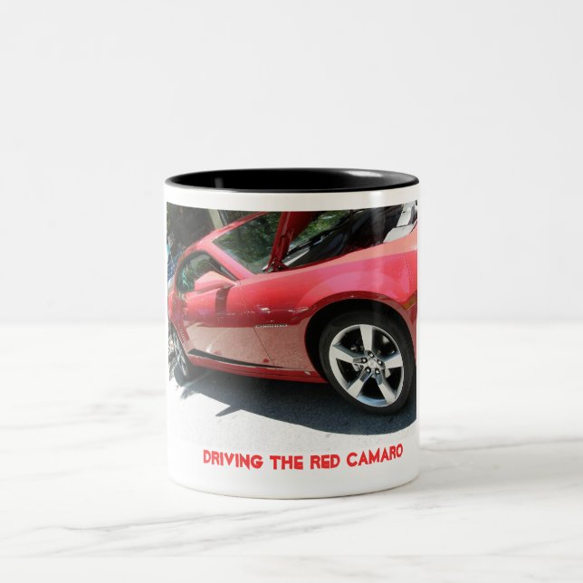 Rotes Camaro Zweifarbige Tasse (Mittel)
