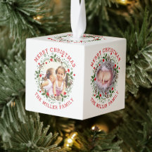 Rotes frohe Weihnachten, blumengeschmücktes Foto