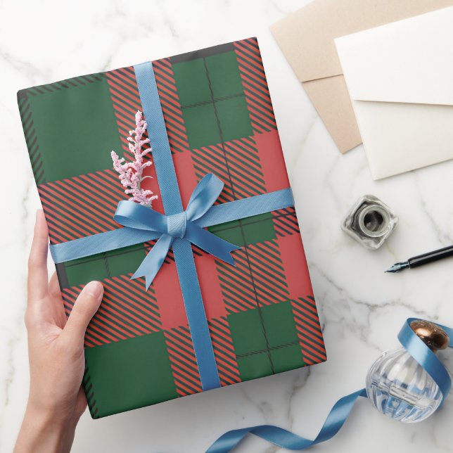 Rotes grünes Karomuster Geschenkpapier (Schenken)