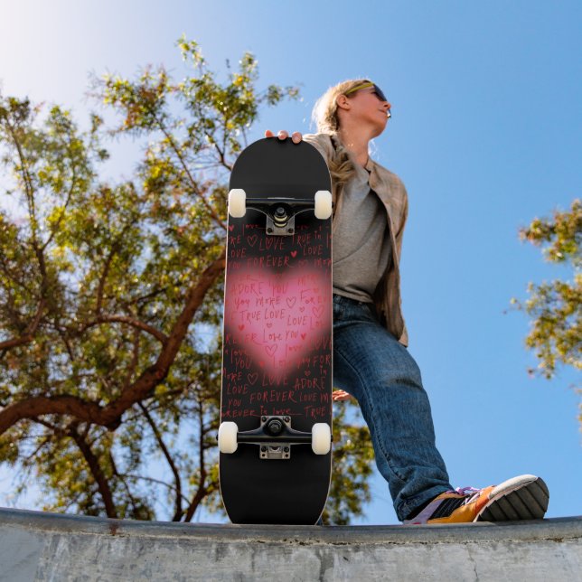 Rotes Herz Skateboard (Außen 1)