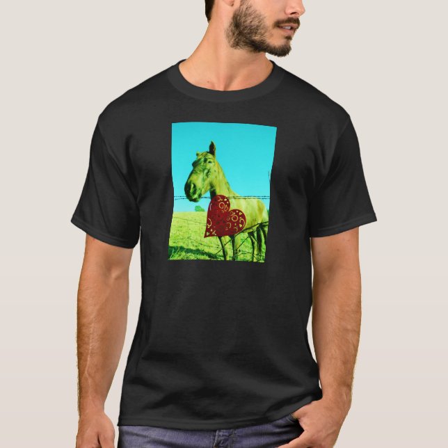 Rotes Herz und Pferd T-Shirt (Vorderseite)