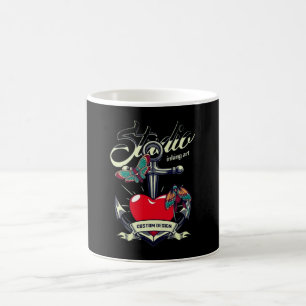 Rotes Herz und Schmetterlinge Studio Kunst Kaffeetasse