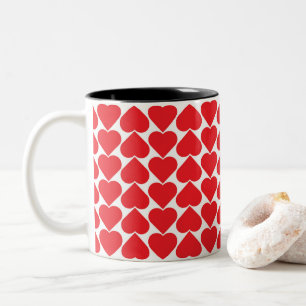 Rotes Herzmuster Zweifarbige Tasse