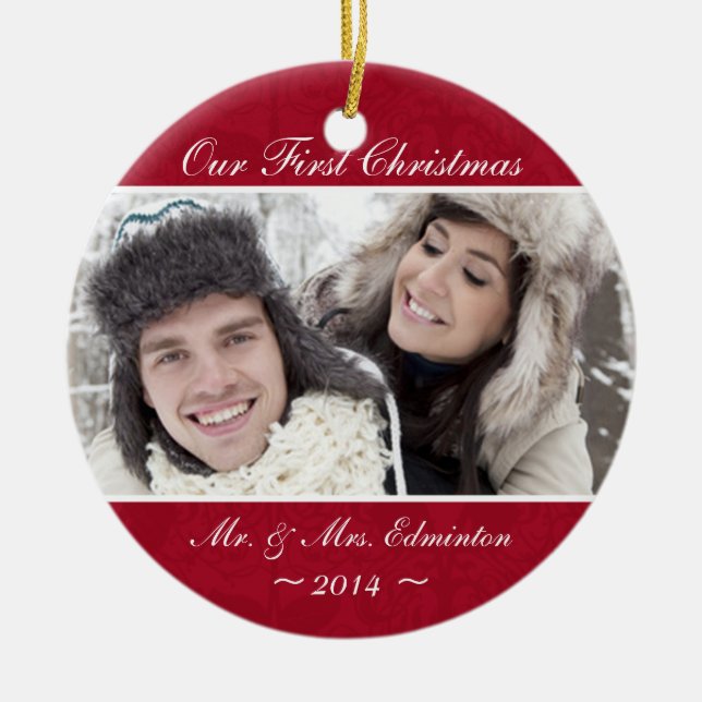 Rotes Jungvermählten-erste Weihnachtsverzierung Keramik Ornament (Vorne)