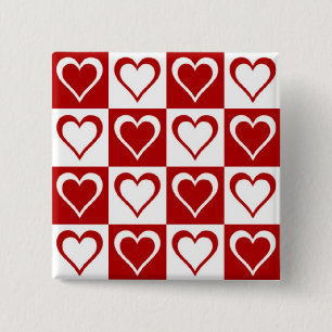 Rotes kariertes Muster mit Herz Button