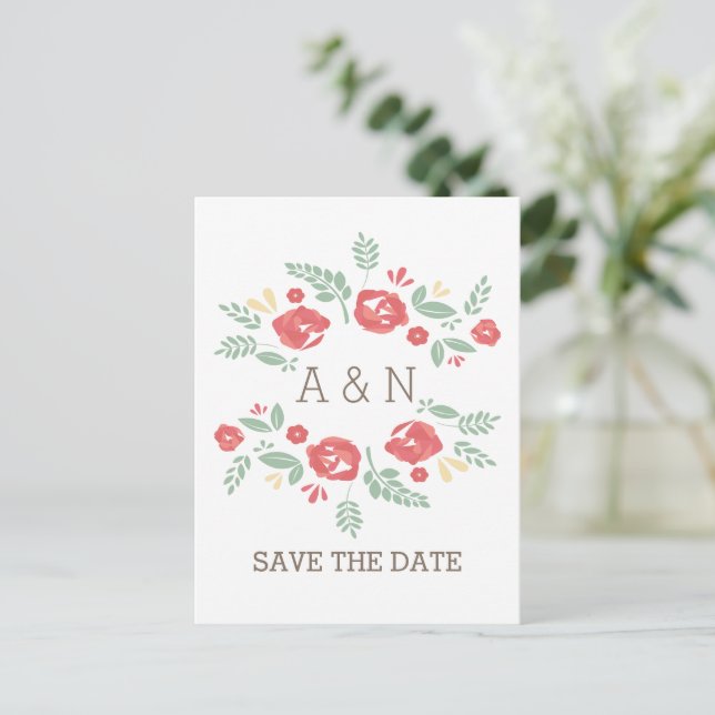 Rotes Land Floral Monogramm Save the Date Postkart Ankündigungspostkarte (Stehend Vorderseite)
