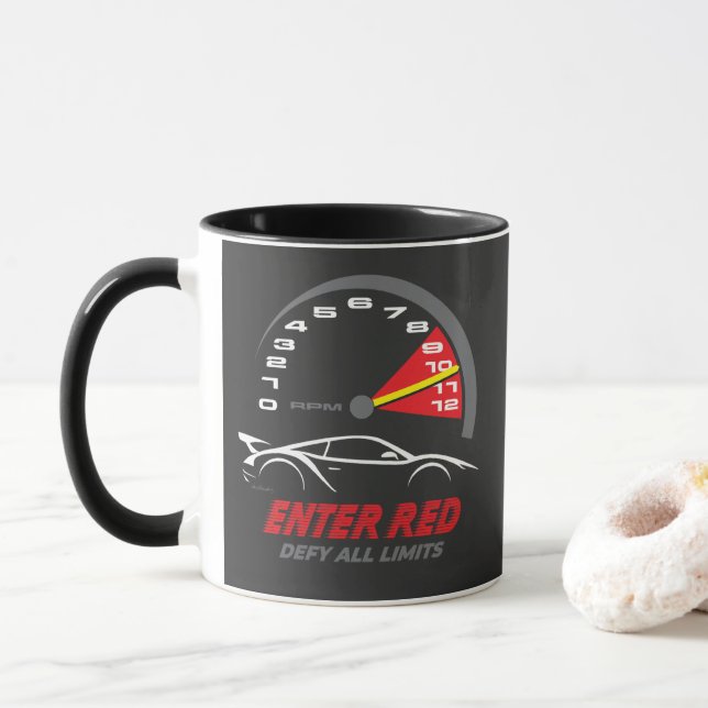 'Rotes Limit: Fordere alle Grenzen heraus'  Tasse (Mit Donut)