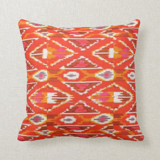 Rotes orange und weißes Ikat Druck-Kissen Kissen