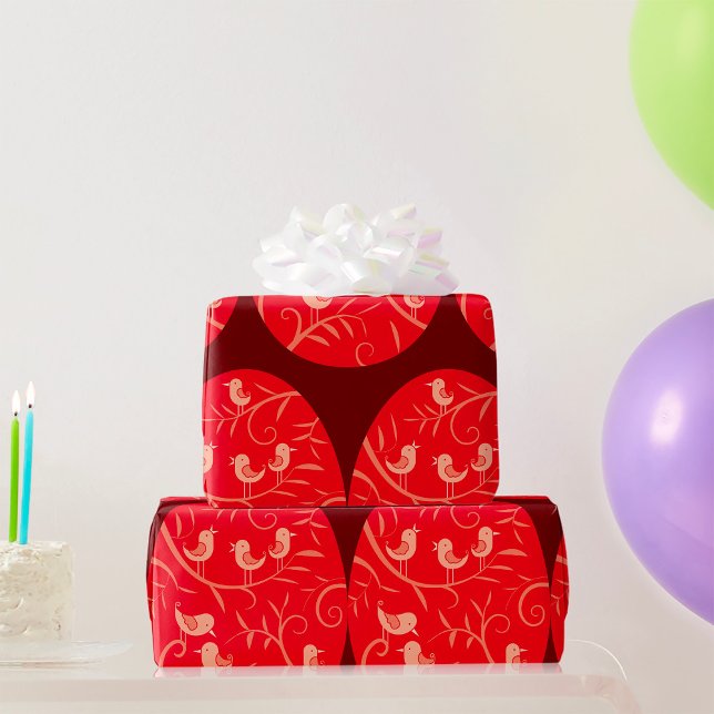 Rotes Osterei mit Vogelmuster Geschenkpapier (Von Creator hochgeladen)