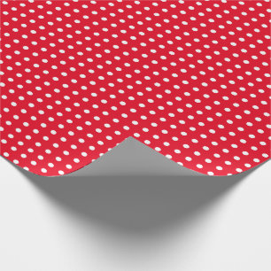 Rotes Packpapier mit kleinen Tupfen