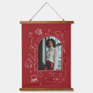 Rotes Retro Handgezeichnetes Foto Abschlussfeier Wandteppich Mit Holzrahmen