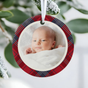 Rotes Schottenmuster Baby Erstes Weihnachten Foto Keramik Ornament