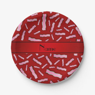 Rotes Speckmuster mit personalisiertem Namen Pappteller