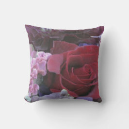 Rotes Velvet Rose Kissen