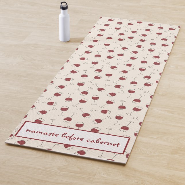 Rotes Weinglas Name vor Cabernet Yoga Mat Yogamatte (Beispiel)