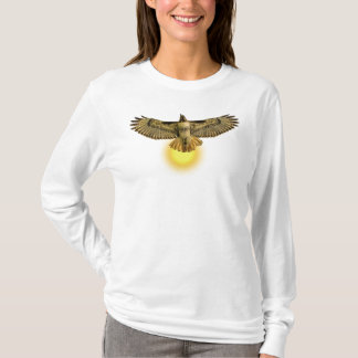 Rotschwanzbussard fliegt in die Sonne T-Shirt