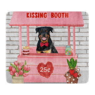 Rottweiler Dog Valentine's Day Kissing Booth Schneidebrett