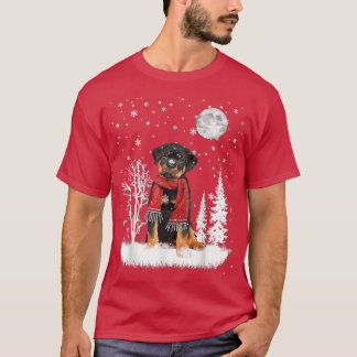 Rottweiler unter dem Mondlicht Schnee Weihnachten  T-Shirt