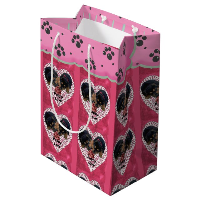Rottweiler Valentinstag Mittlere Geschenktüte (Rückseite Schrägansicht)